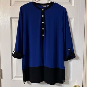 Chico’s size 3(XL/16) deep Royal blue and black 3/4 cuffed sleeve